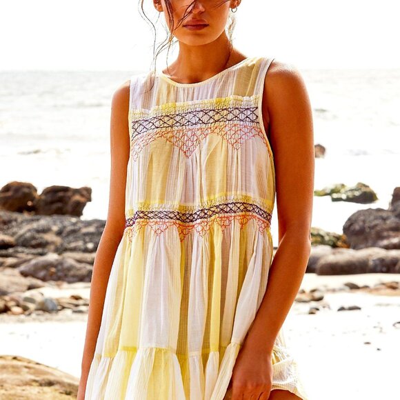 Free People Surf City Smocked Mini Dress Adorable New NWOT - Picture 1 of 6